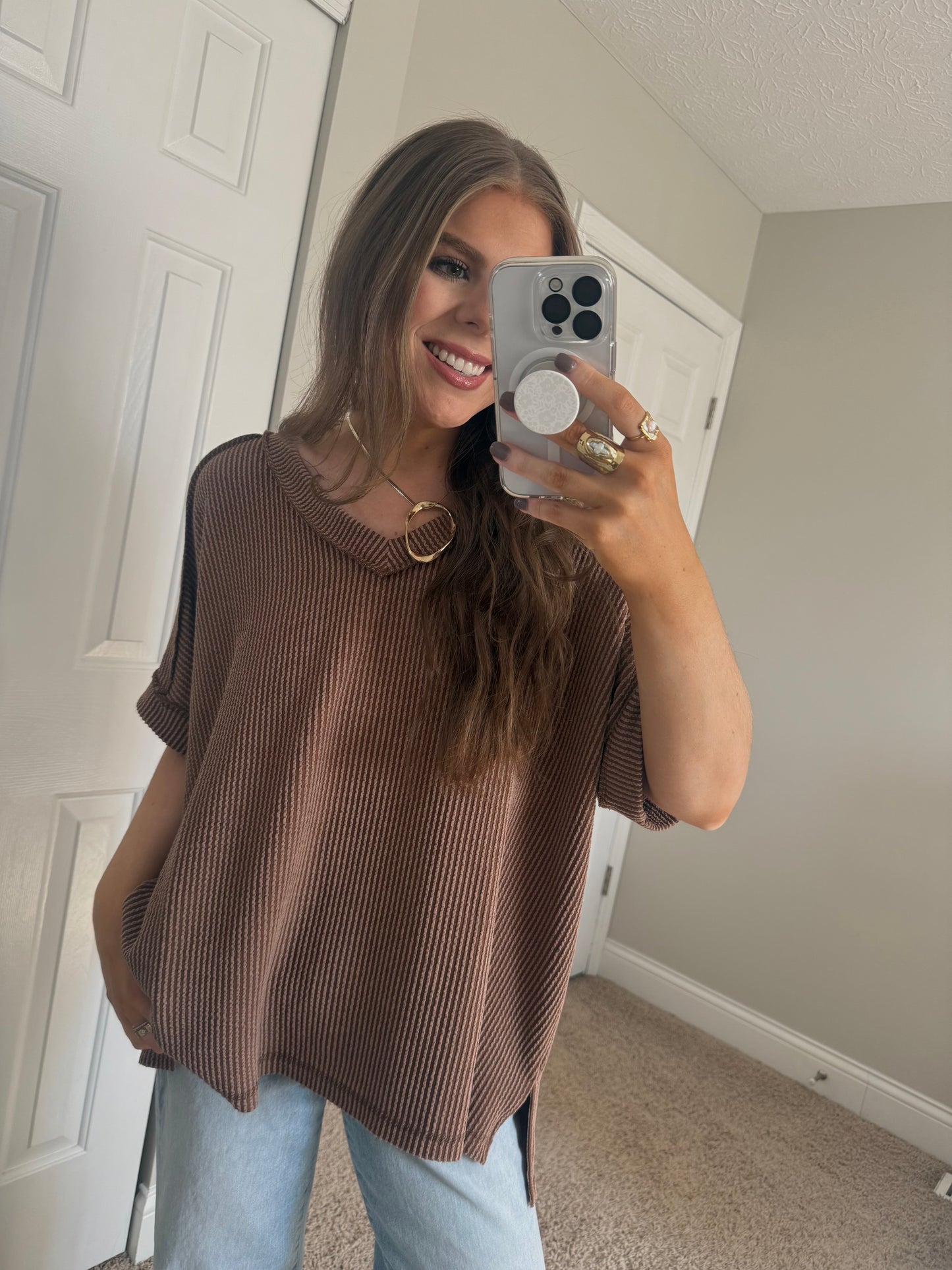 Casey Short Sleeve Top | Brown
