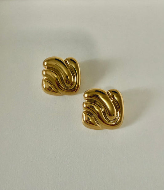 Drinks On Me Earrings