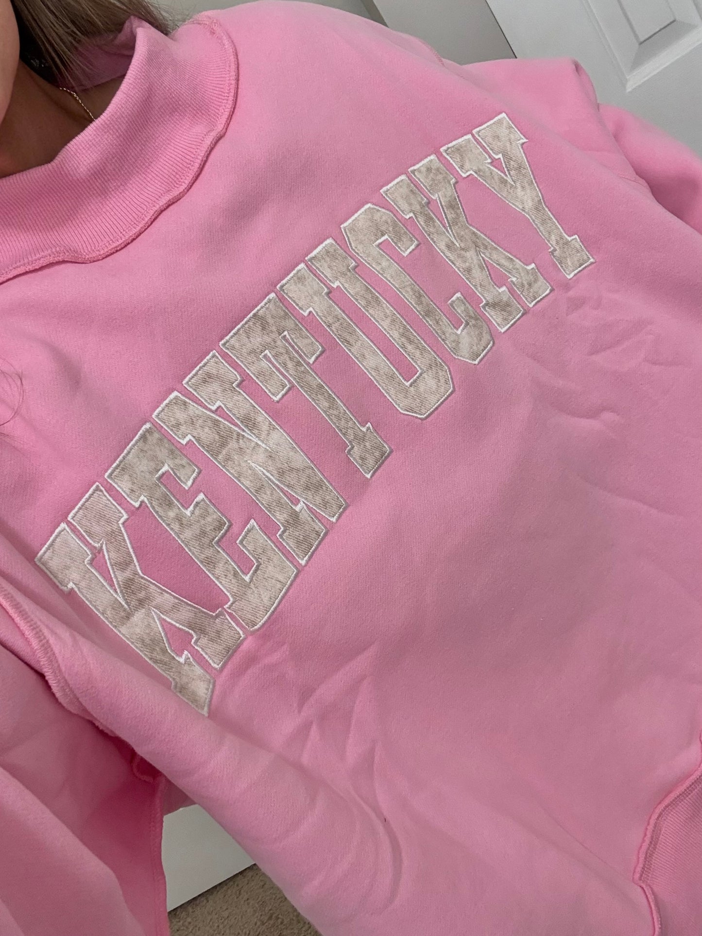 Embroidered Kentucky Mockneck | Bubblegum Pink/Camo