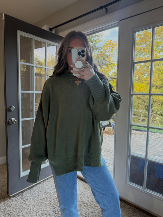 Essential Oversized Sweater | Olive