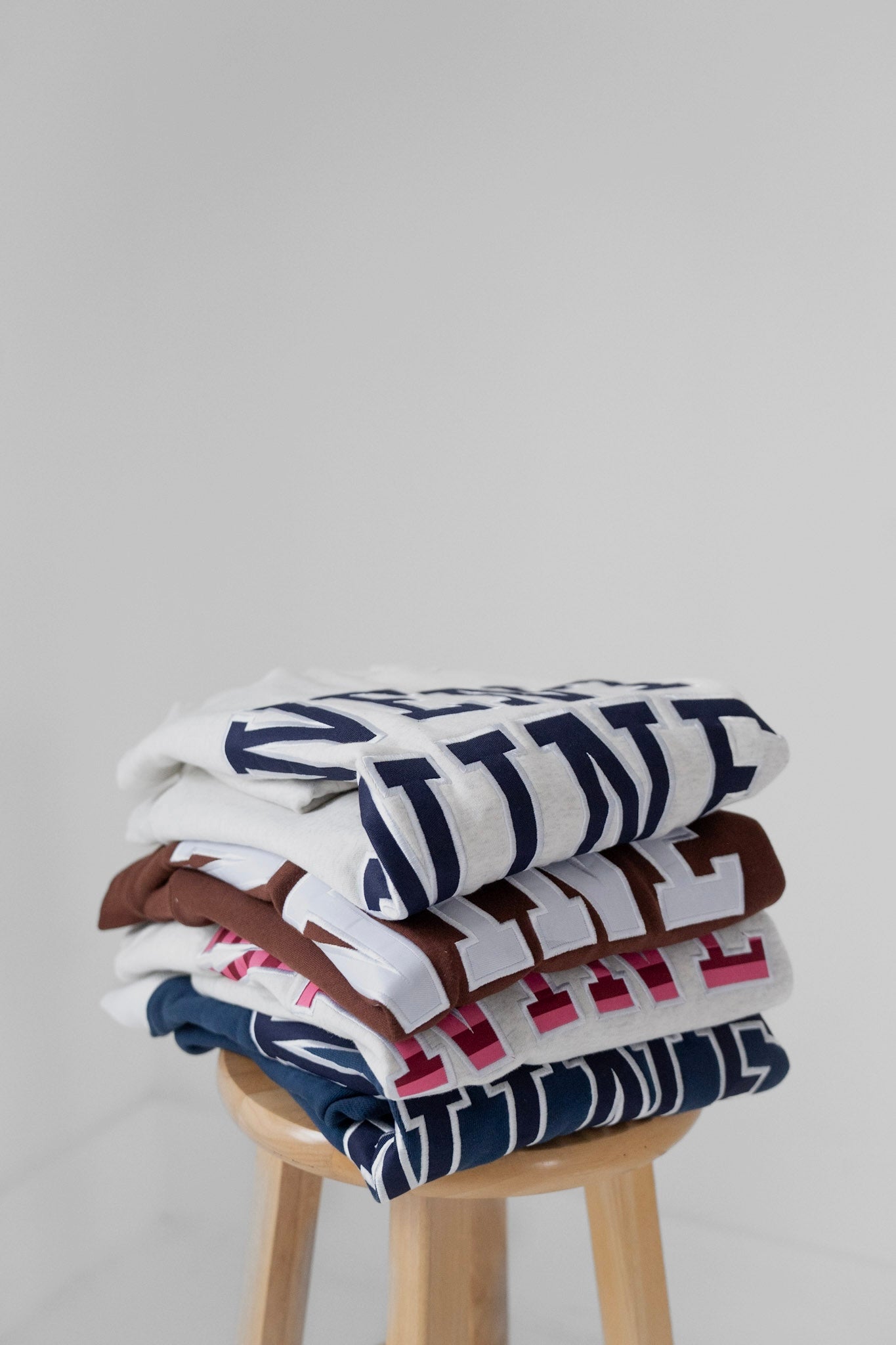 PREORDER - TwentyNine Mockneck | Navy with White Collar